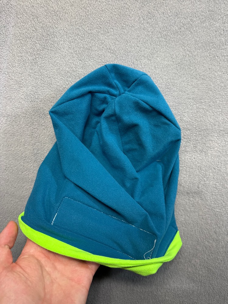 reusch signed ski hat beanie green
