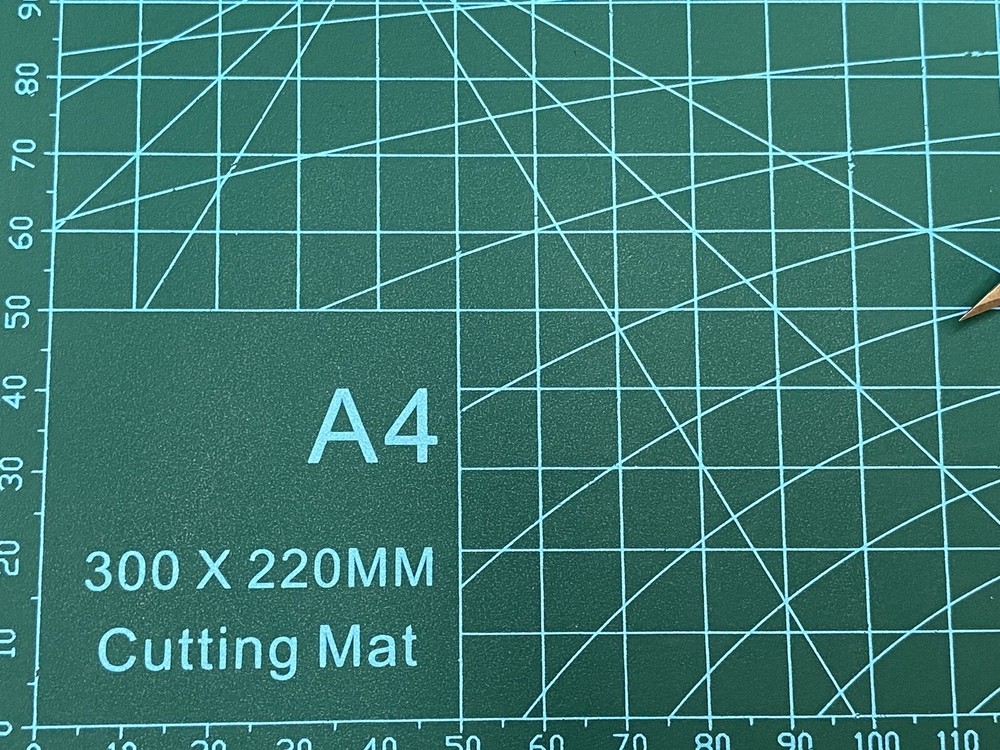 Gundam Model Builder's Cutting Mat 12"x9"(A4)