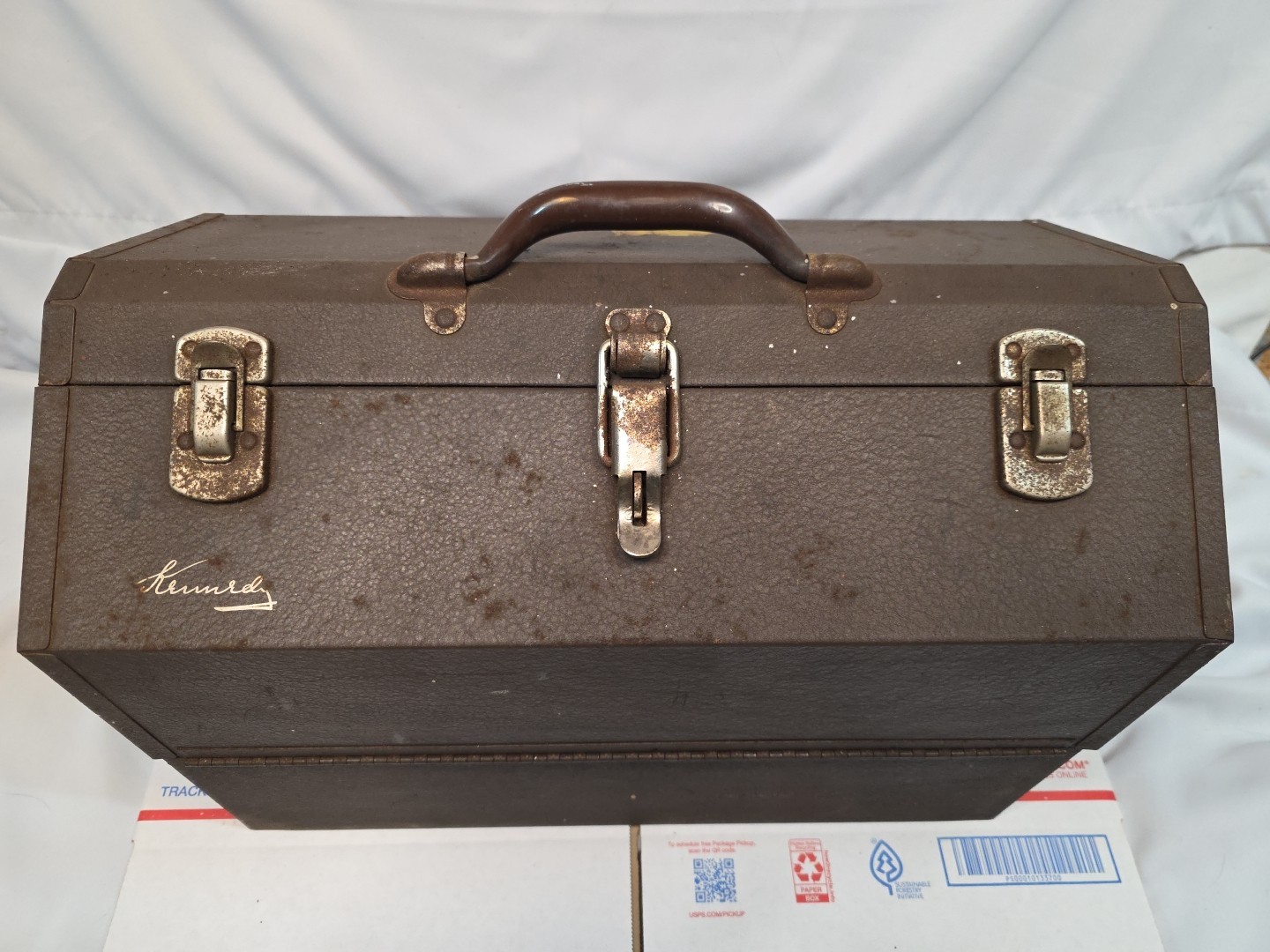 Vintage Kennedy Kits 1018 Cantilever Style Toolbox Tool Box Brown
