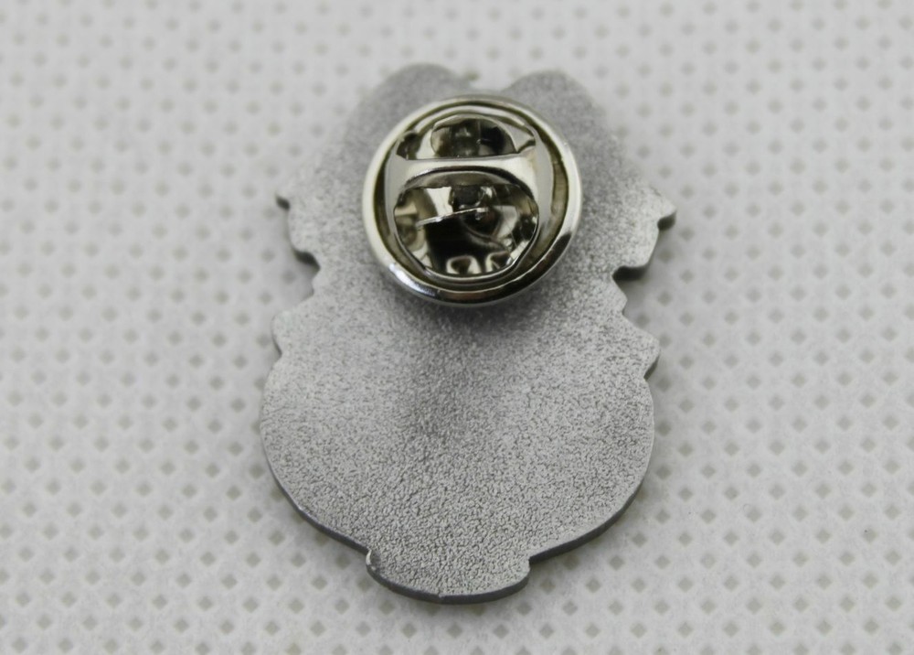US MP lapel pin