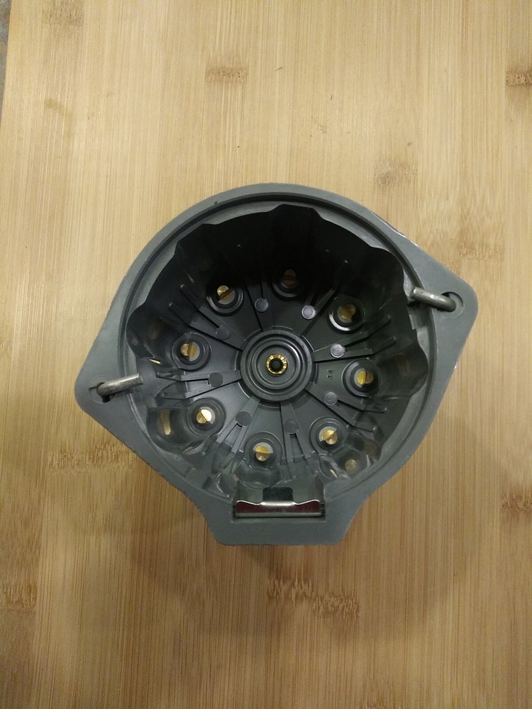 33708 Distributor Cap NLA Omc