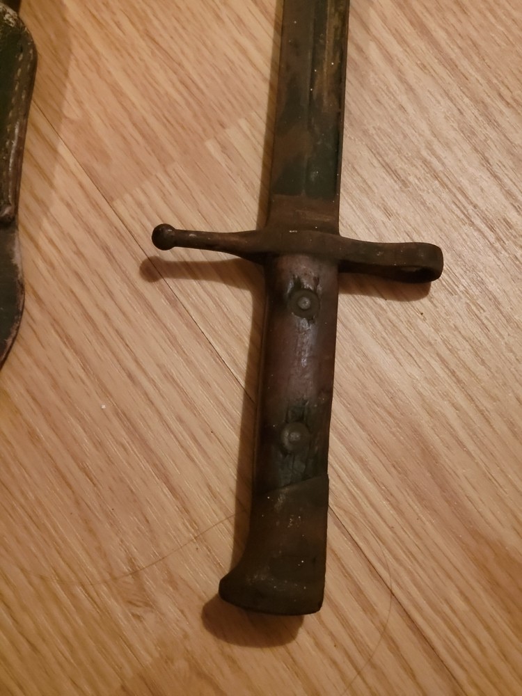 bayonet