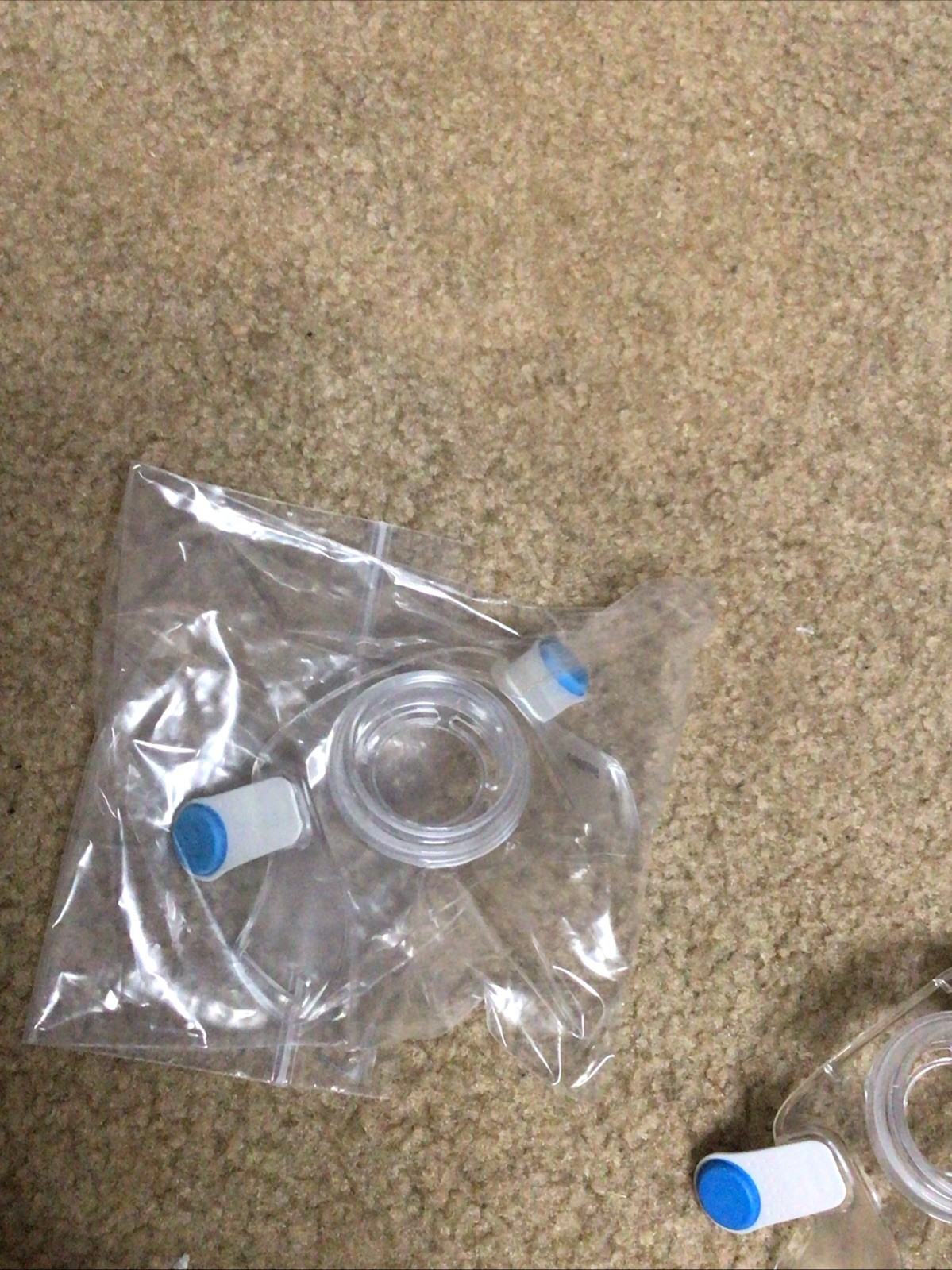 ResMed AirFit F30 Cushion Frame (NoHeadgear  Magnetic Straps). Only What You See