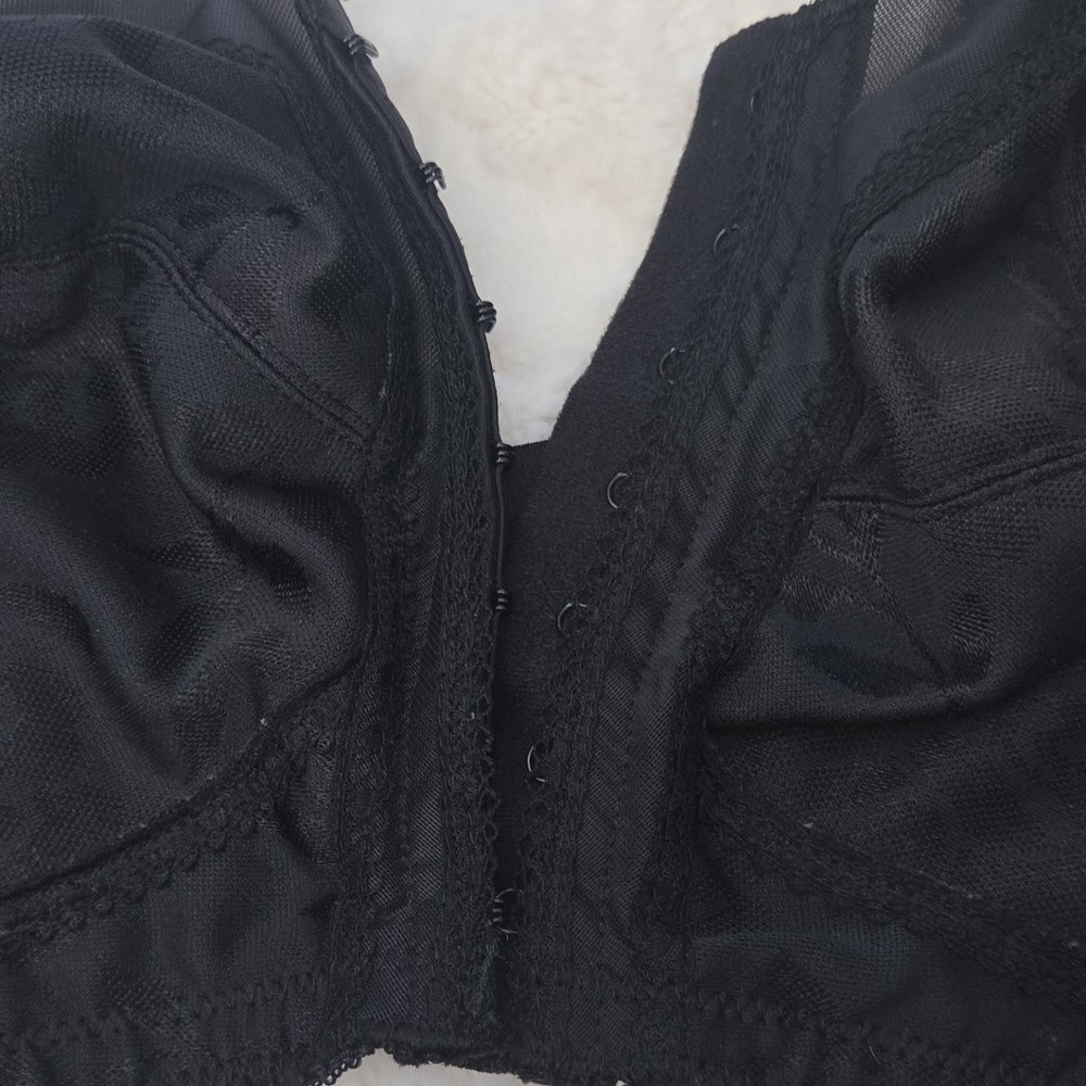 Playtex Minimizer Bra 4695 Black 42DD Wireless Full Coverage Adjustable Straps