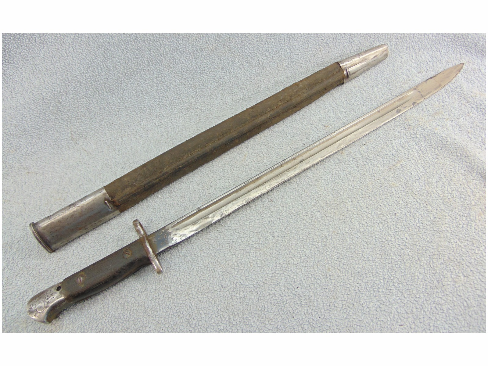 P1907 EFD SANDERSON ENFIELD RIFLE BAYONET 1907 SCABBARD LONDON REGIMENT UNIT