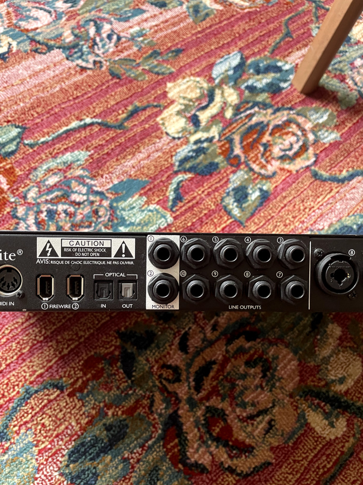 Focusrite Saffire PRO 40 Digital Recording Interface with Cable