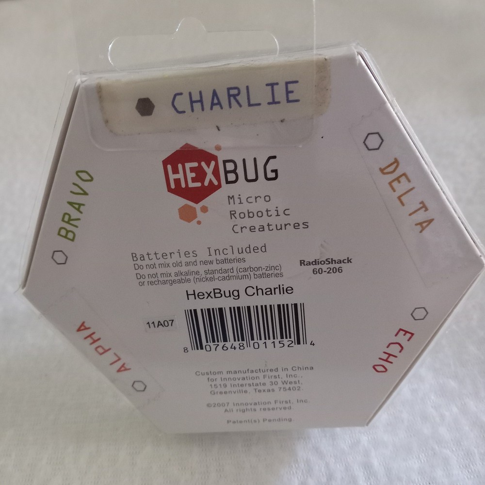 Hexbug 2007 Blue Charlie Robotic Creature NIP
