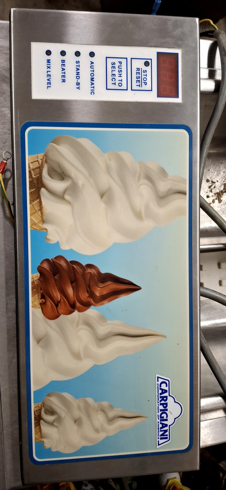 CARPIGIANI SOFT SERVE FRONT PUSH BUTTON DISPLAY