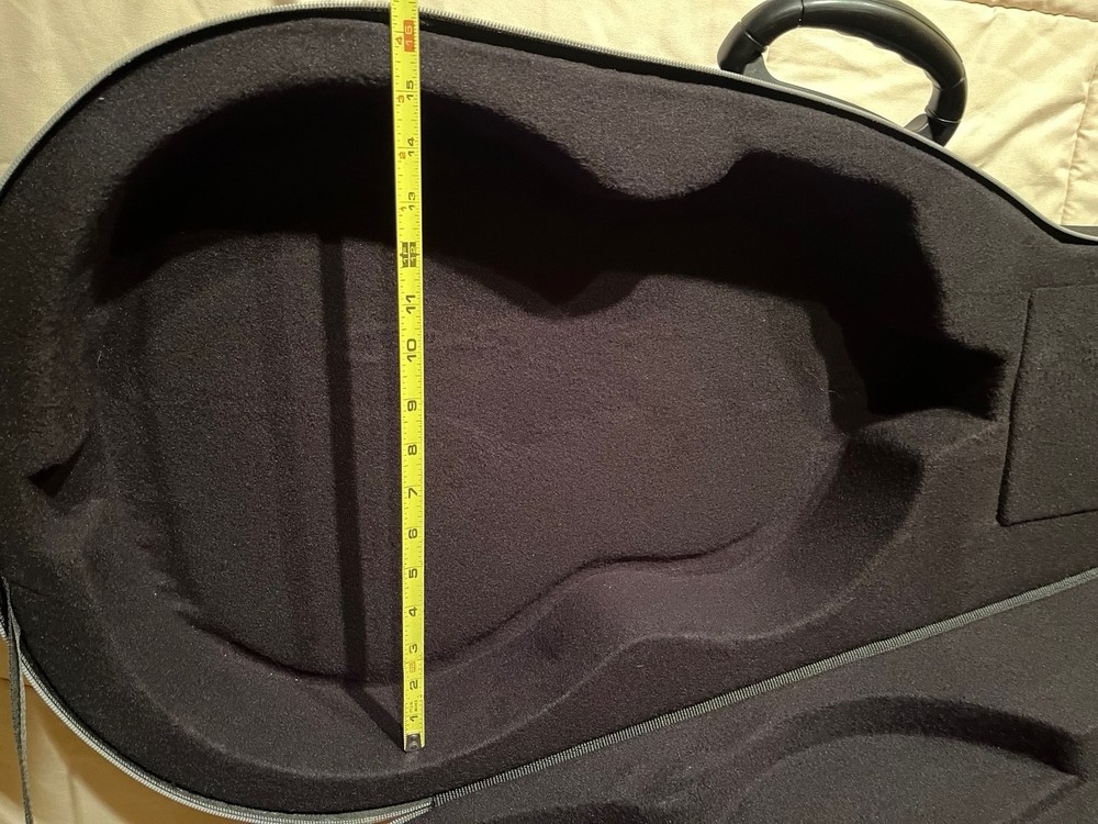 Road Runner Polyfoam Acoustic Classical Guitar Case