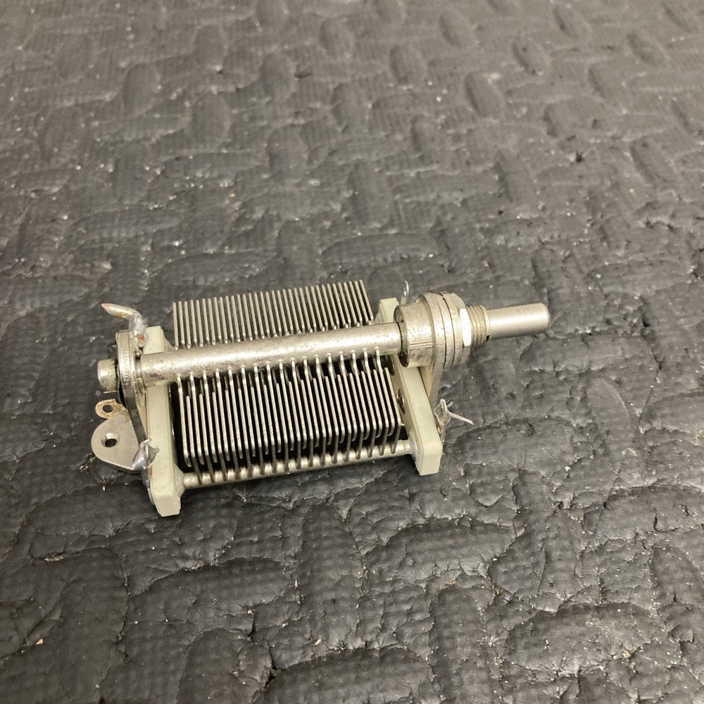 EF Johnson 12-250pf Variable Capacitor
