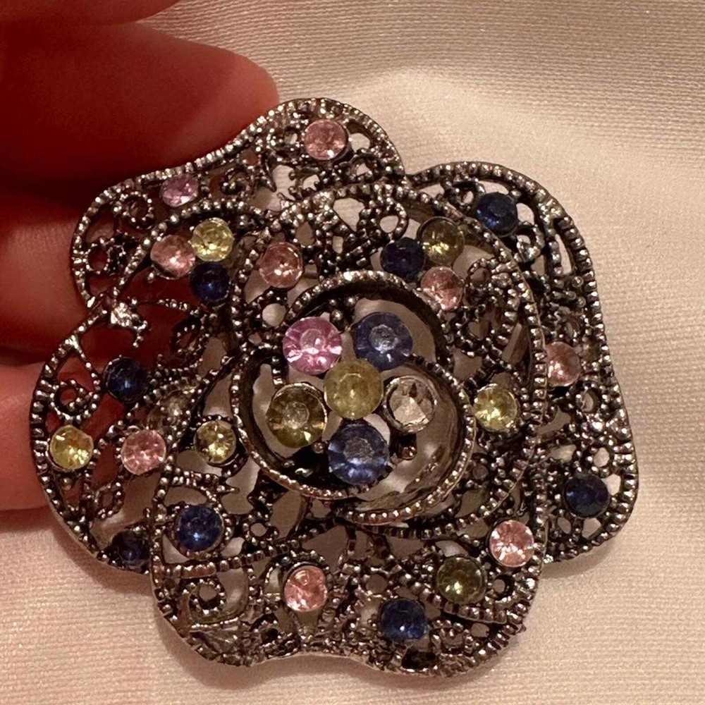 Beautiful multi color stone brooch Missing one stone