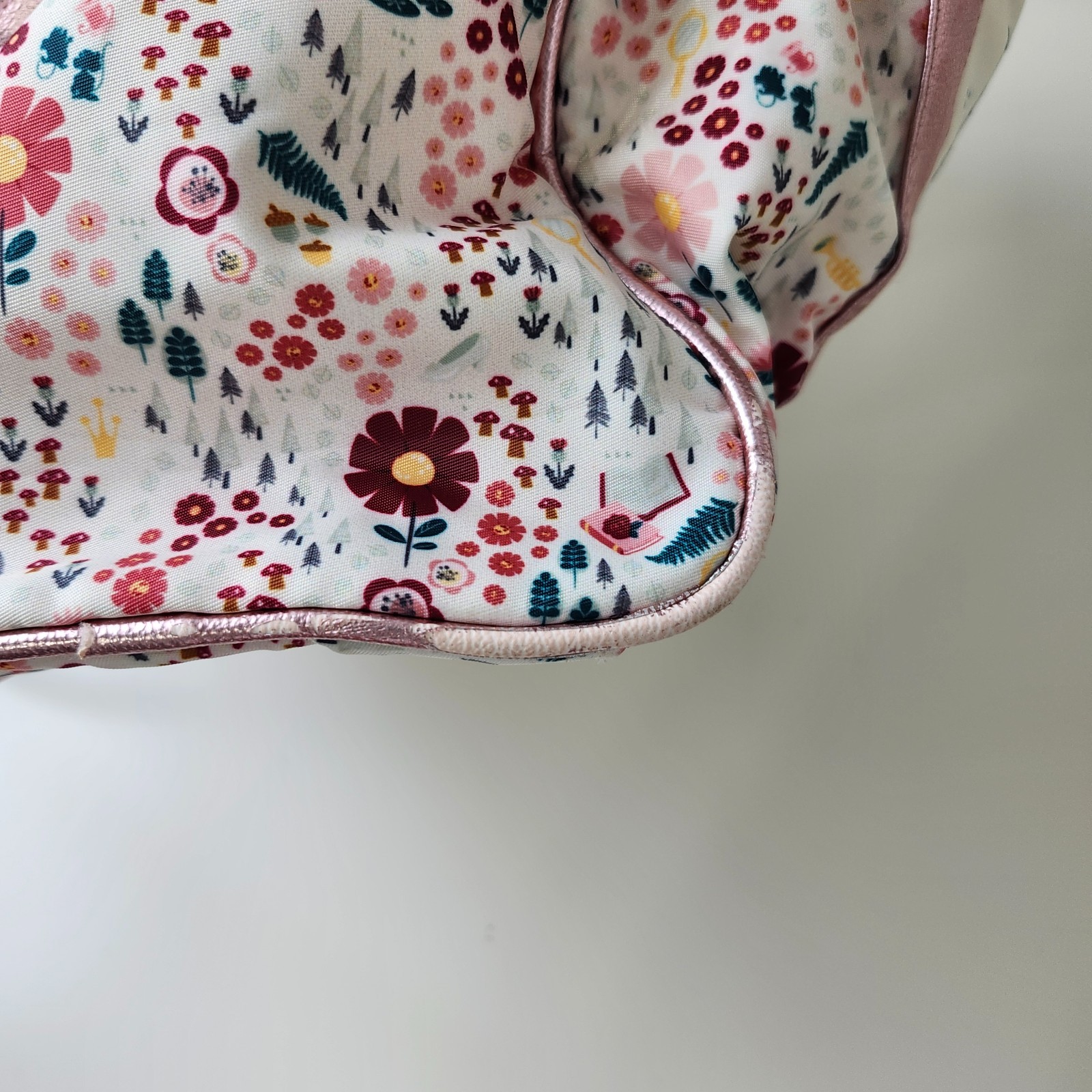 Animators Bag Princess Beauty And The Beast -Belle Authentic Disney Store Duffle