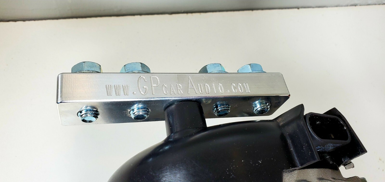 GP Audio 4 Spot Alternator Distribution Block 1/0 2/0 lug Battery Terminal input