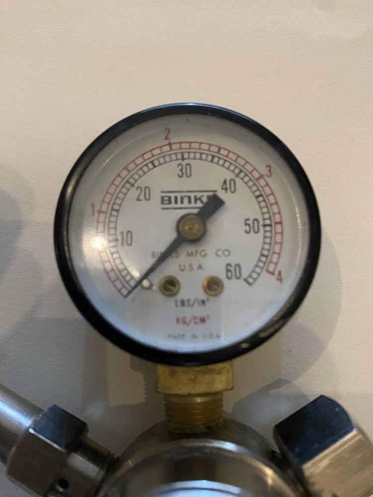 BINKS- 85-221 PRESSURE REGULATOR