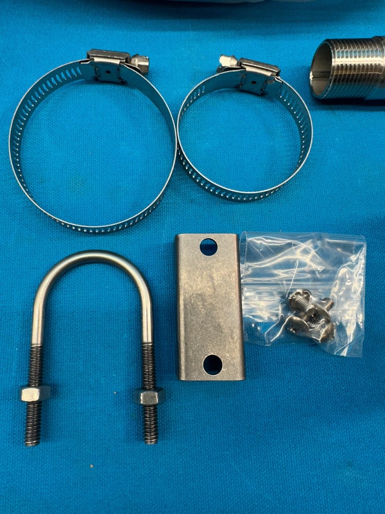 Schweitzer Engineering SEL-2407 Satellite Synchronized Clock 240700033