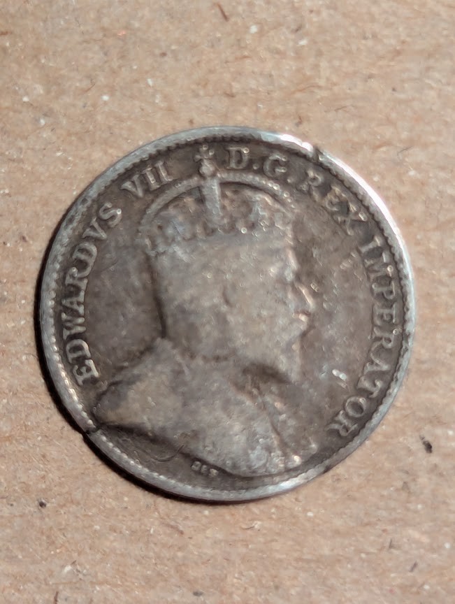 1910 Canada 5 Cents Silver (Damaged)