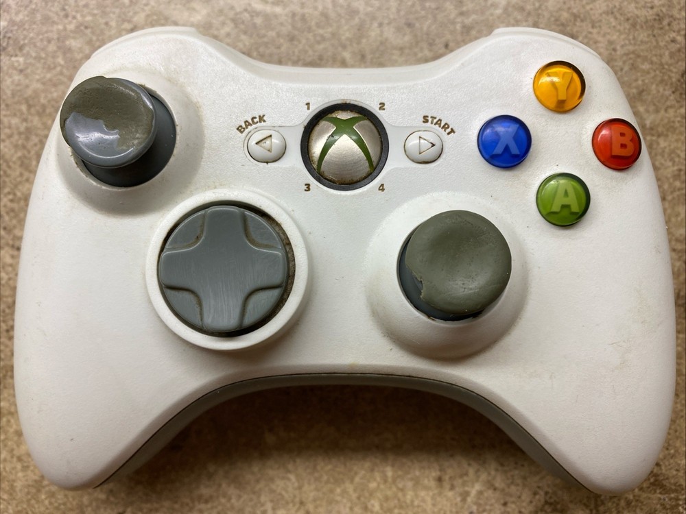 Official Microsoft Xbox 360 White Wireless Controller OEM w/THUMB COVERS!