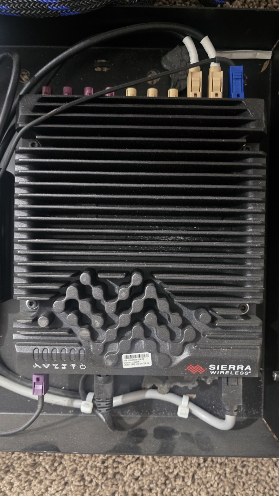 Sierra XR80 Mobile Router Kit
