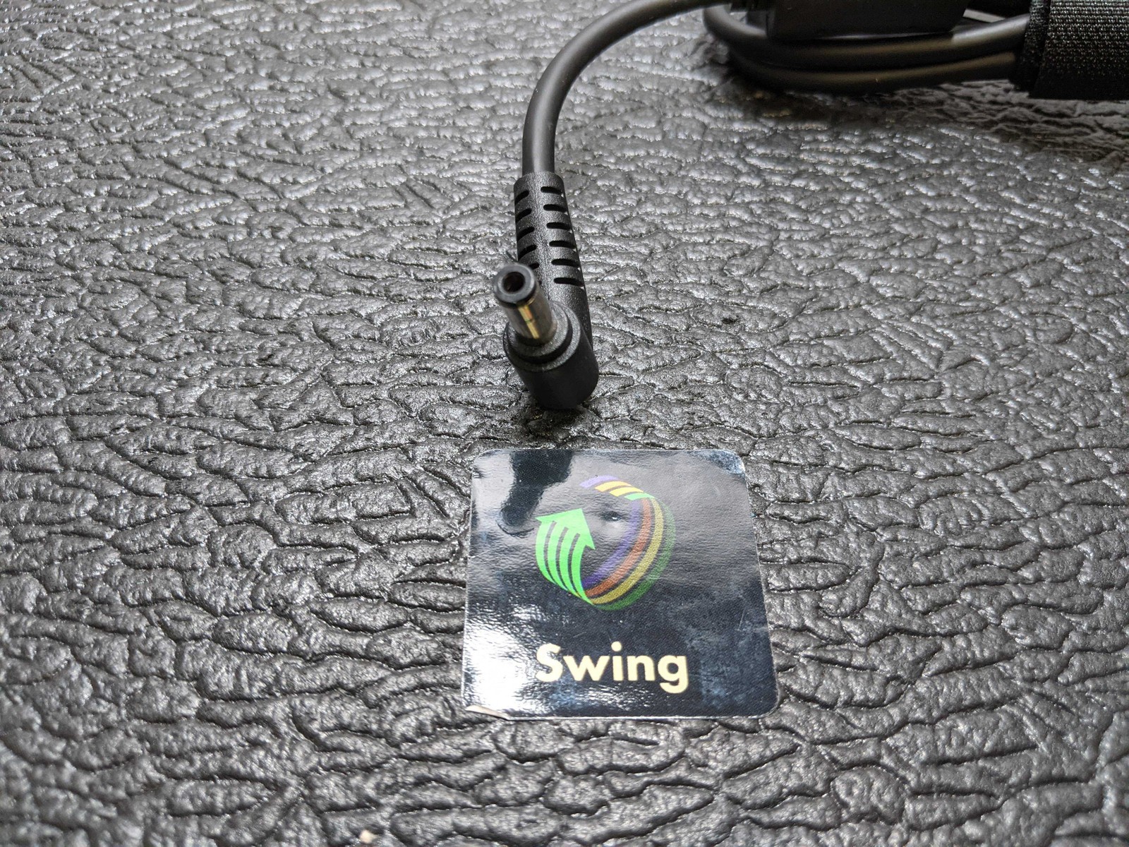 NEW Chicony AC Adapter A17-230P1A 19.5V DC 11.8A 230W MSI Clevo Gigabyte 5.5mm