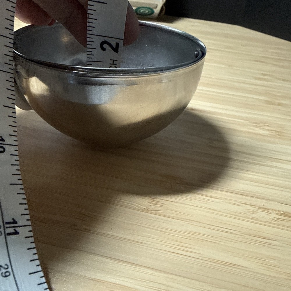 Portion Control Disher White Spring Loaded 5 1/3 oz Portion Control Plate