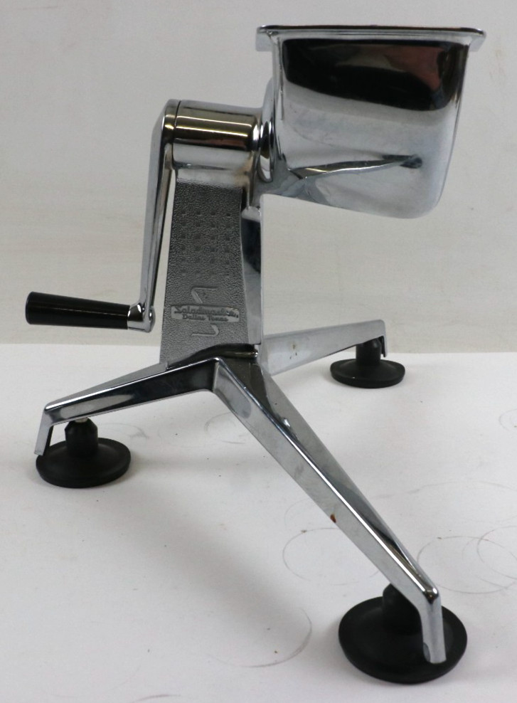 Saladmaster Vintage Five Star Food Processor Chopper Shredder Slicer 5 Cones