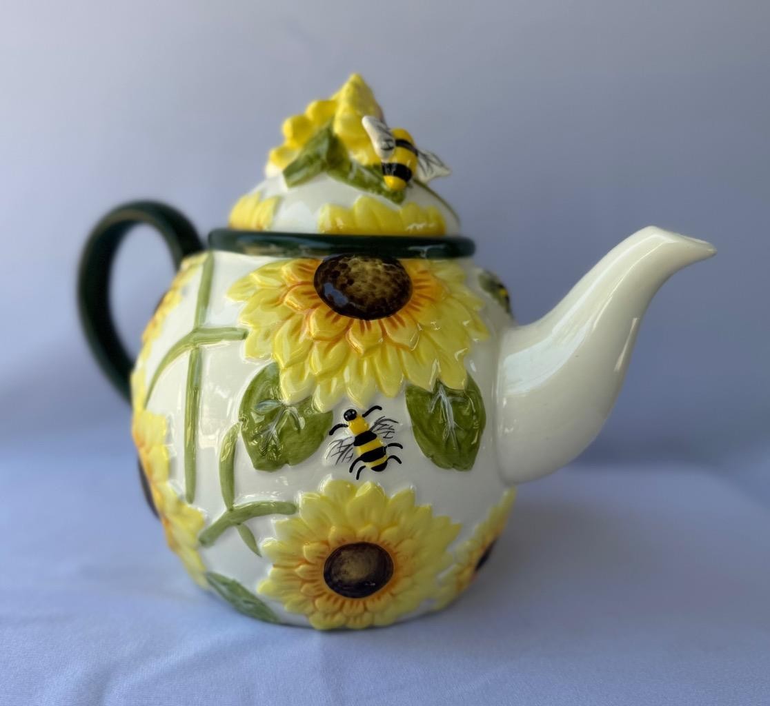 Blue Sky Clayworks Heather Goldminc Hello Yellow Flowers Bees Ceramic Teapot New