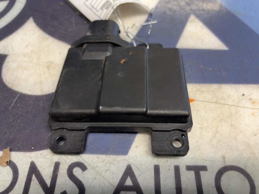 2021-23 Hyundai Elantra Camera/projector