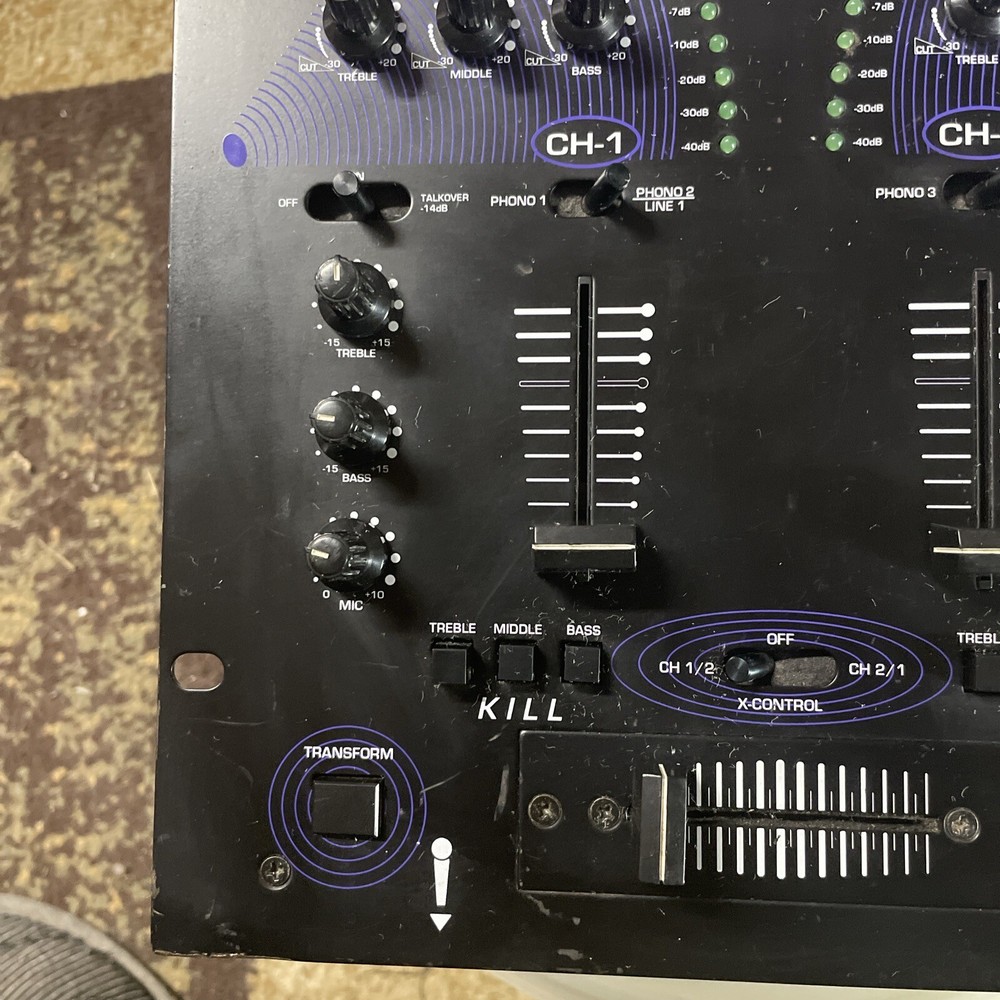 Numark DM1002X DJ Scratch Mixer Stereo 4 Phono Preamp 2 Line UNTESTED