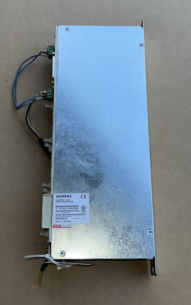 SIEMENS SINUMERIK 810D 6FC5411-0AA00-0AA0 SERVO DRIVE MODULE