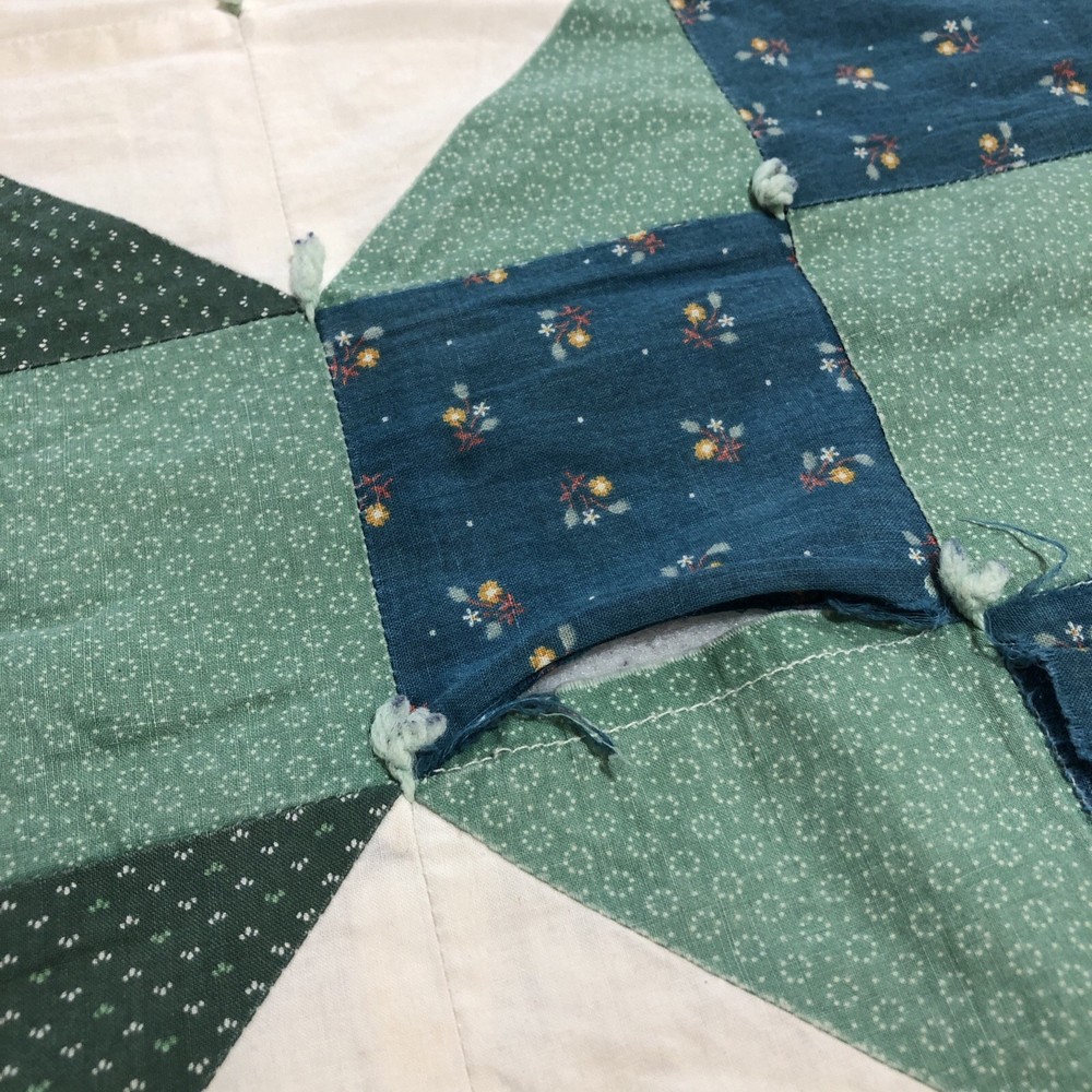 Handmade Patchwork Plaid Quilt Bedspread Blanket 94”x 82” Large