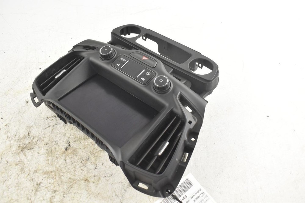 2020 GMC Terrain Control Panel Screen 8 Used, Reprogramming Needed