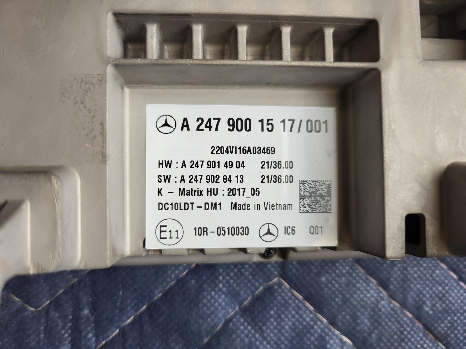 Used Oem Mercedes Info Display Screen 10.25" A2479001517 for 2022 GLB250 2.0 AWD