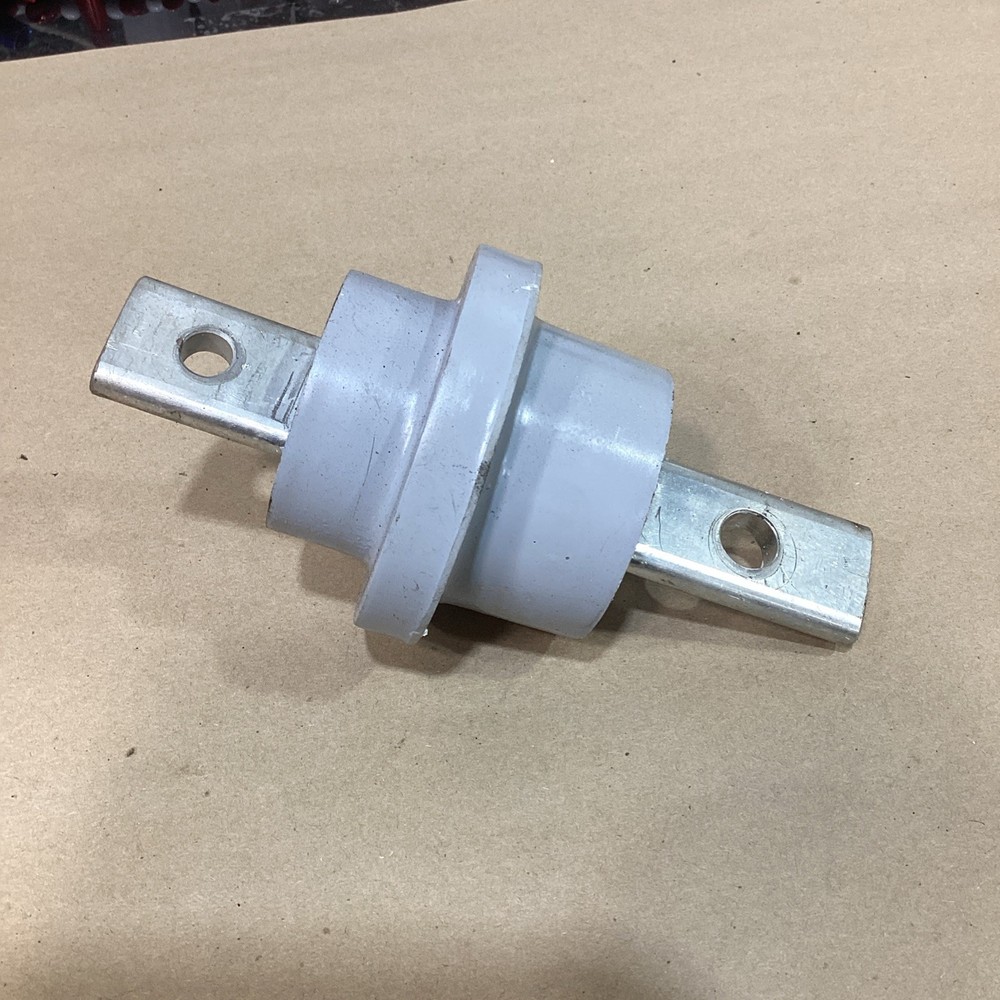 Low Voltage Customized 2.5kV 4300A Copper Epoxy Bushing