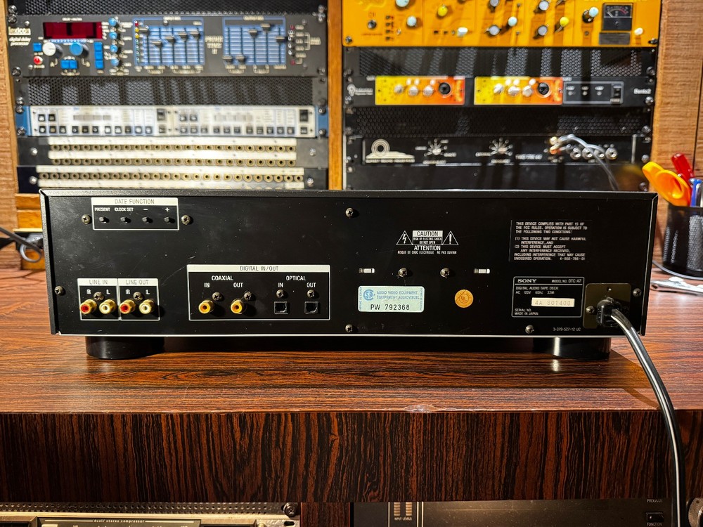 Sony DTC-A7 Professional DAT Recorder