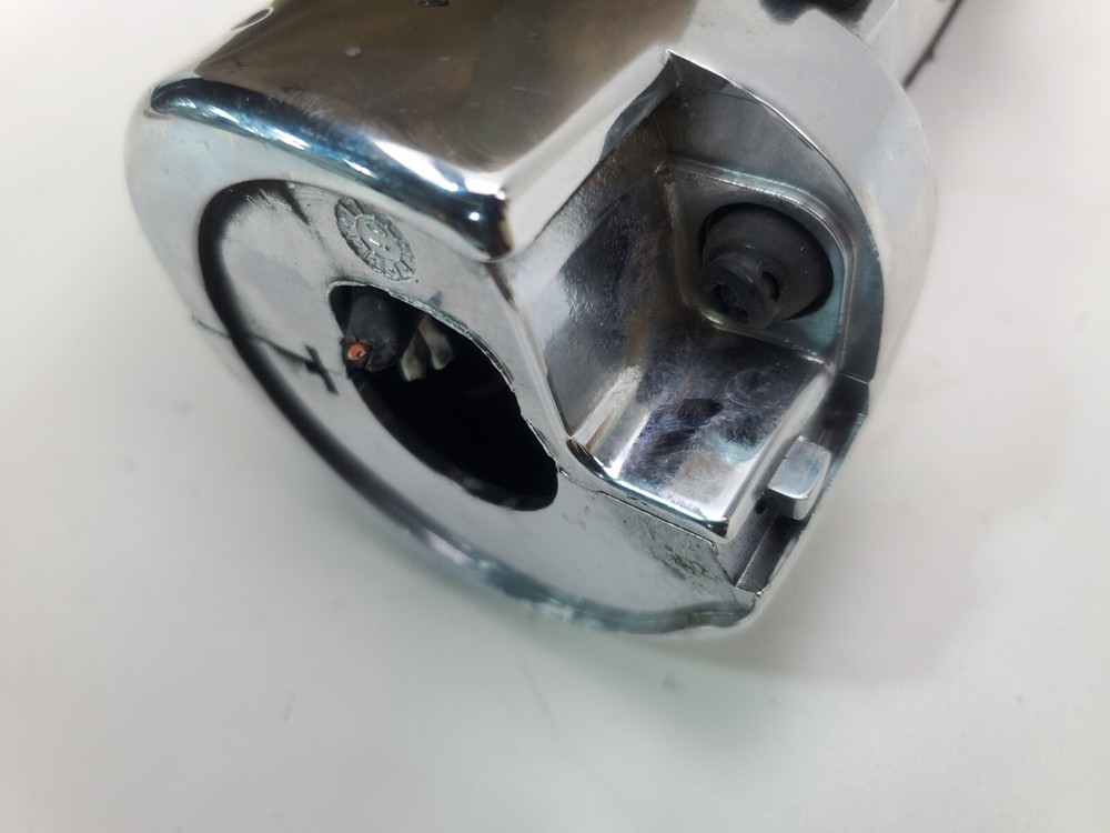 02 2000-2006 Harley Davidson FLSTFI Fat Boy RIGHT CONTROL START STOP SWITCH Grip