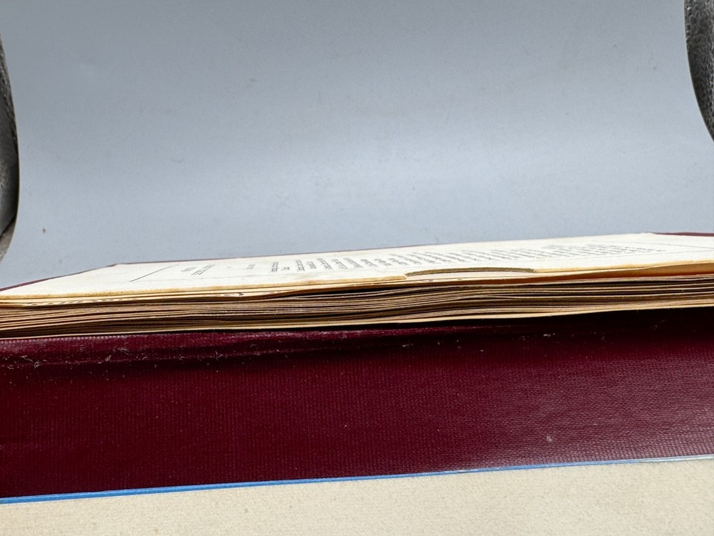 VINTAGE ELECTRICAL ENGINEERING TECHNICAL DATA BOOK HARDCOVER INDUSTRIAL REFERENC