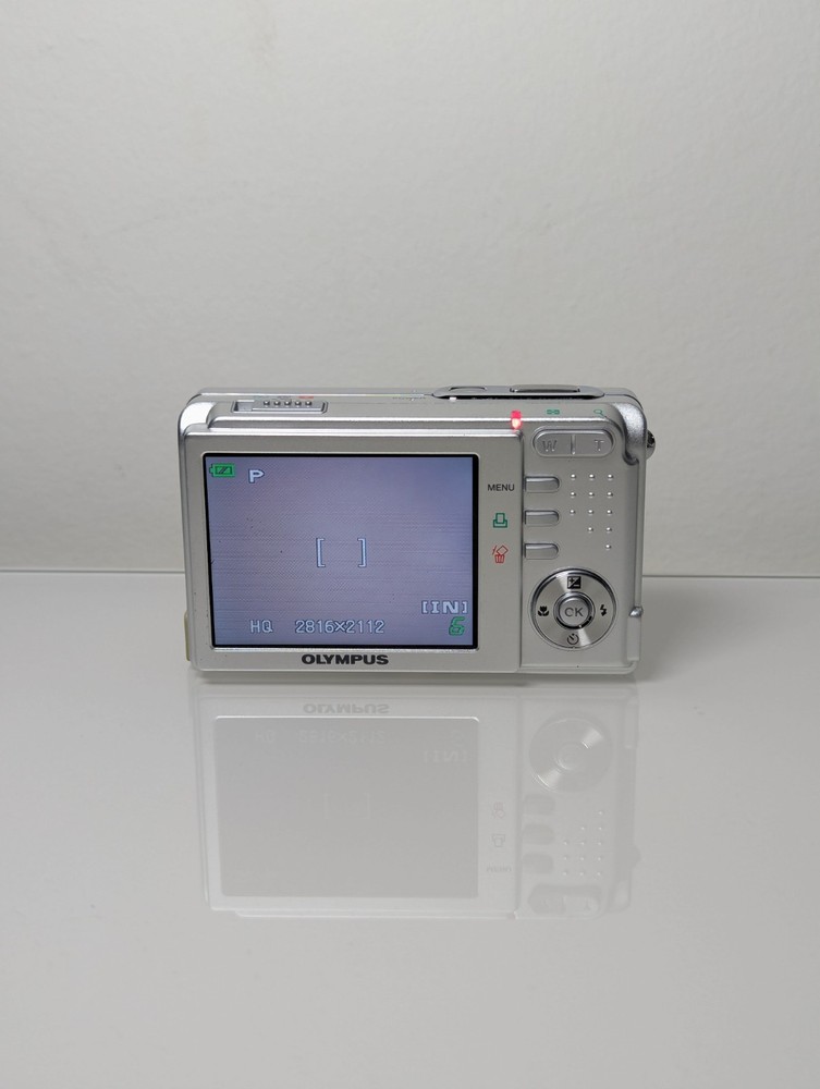 Olympus FE-160 6.0MP Digital Camera (Tested Working)