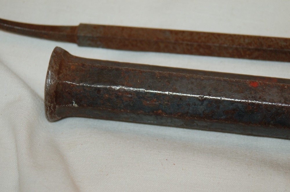 VINTAGE DWS HEAVY 9.5" CHISEL & ROUND & SQUARE FILES MAYBE KNFE MAKING ALSO READ