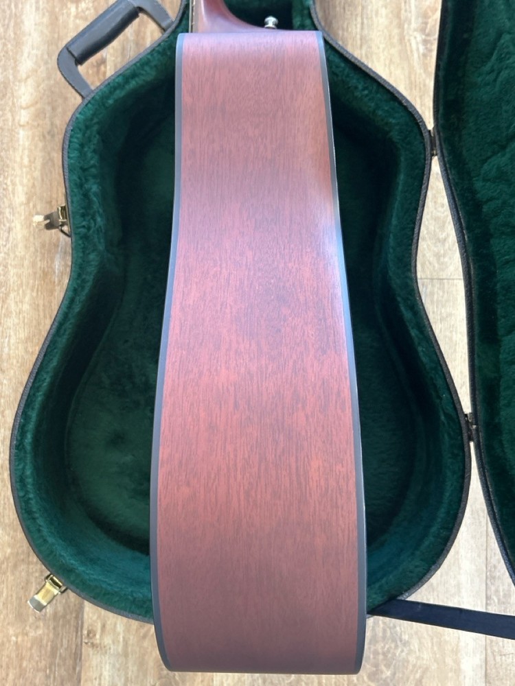 MARTIN GUITAR DCME (SBL014838)