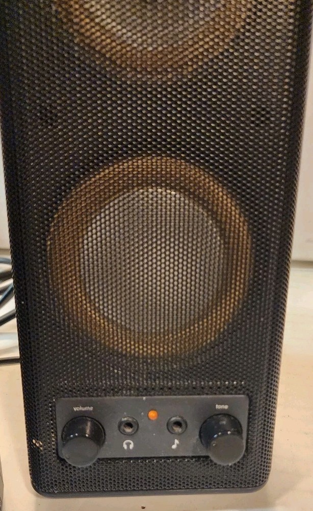 Logitech Stereo Computer Speakers 2.0 Desktop System w/ Volume Control And Jack
