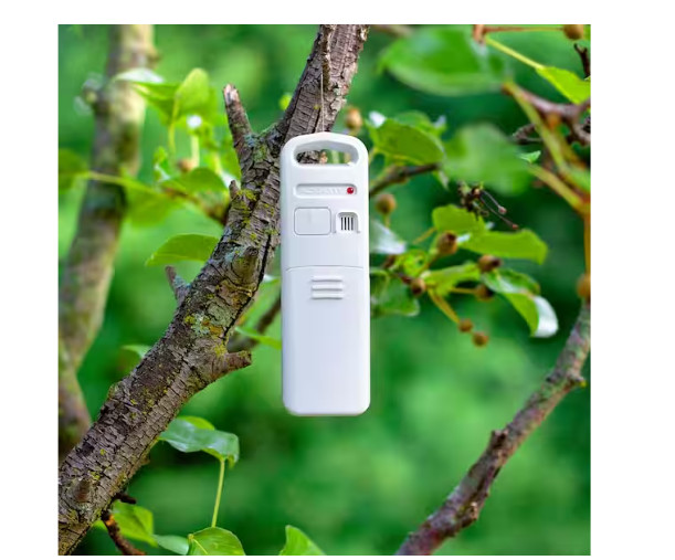 AcuRite Indoor/Outdoor Wireless Thermometer with Humidity and Clock 01128HD