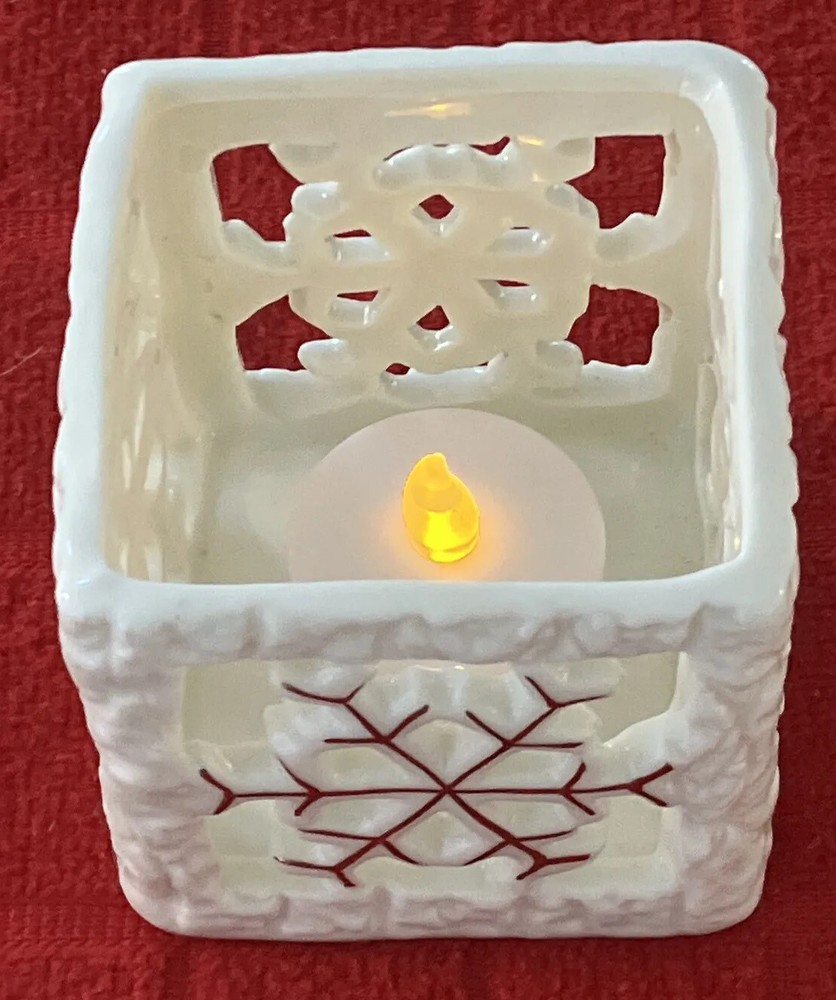 “SNOWFLAKE” ADORNED CERAMIC TEA LIGHT CANDLE HOLDER