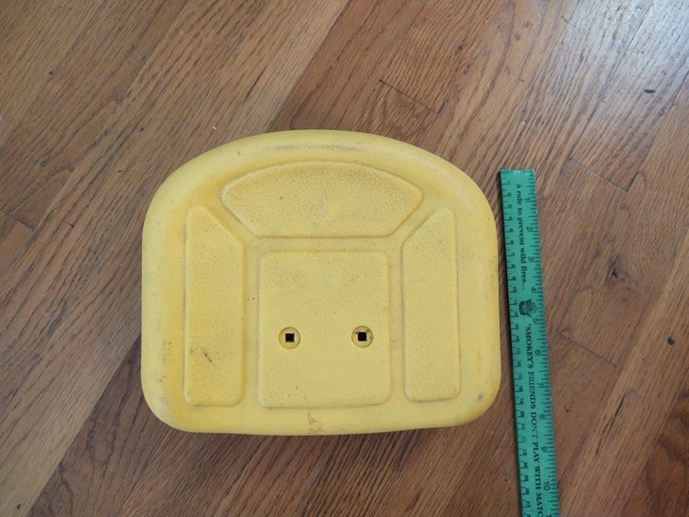 Hedstrom Playset Plastic Seat