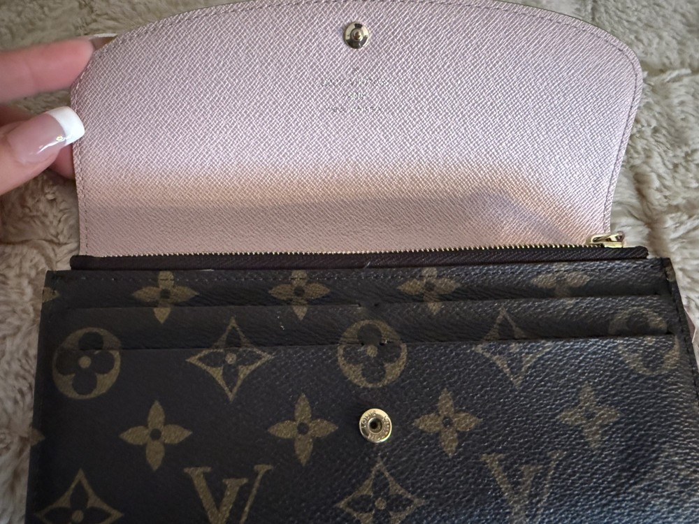Louis Vuitton Monogram wallet