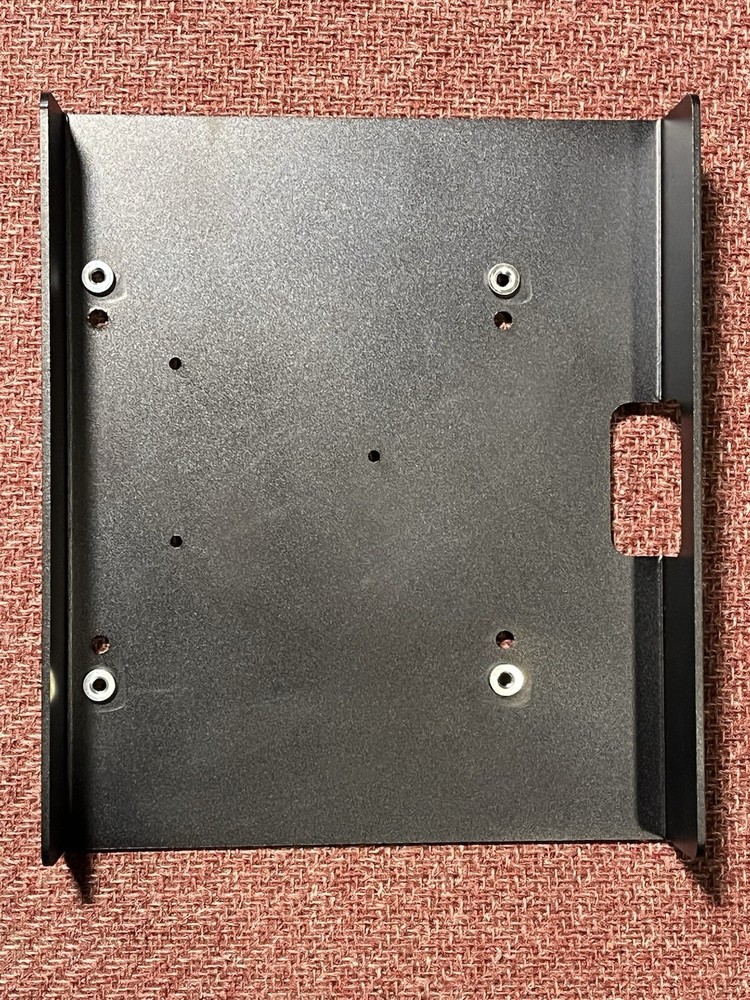 Lenovo Inmount101 Instore Screen Mounting Solution Rear Bracket