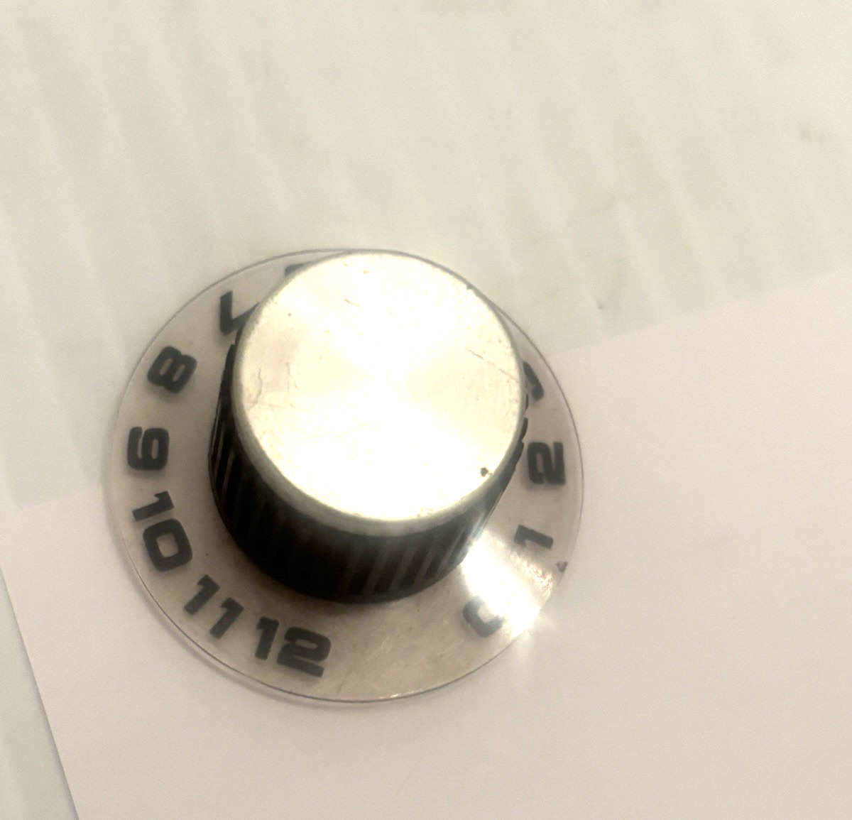 GIBSON MEDALIST 4/10 TUBE AMPLIFIER - ONE ORIGINAL KNOB