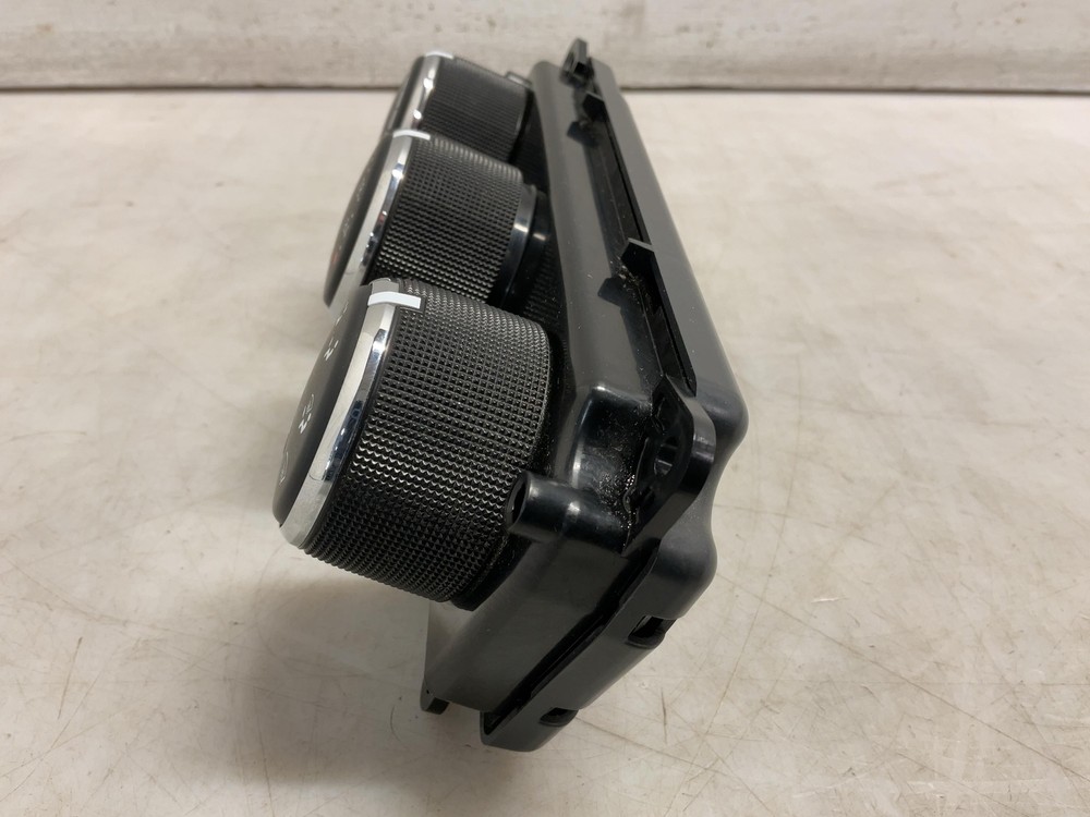 Used A/C Selector Switch fits: 2012 Jeep Wrangler w/automatic temperature contro