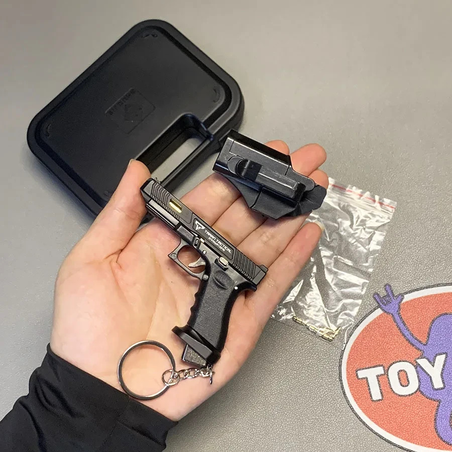 G34 Alloy Mini Pistol Keychain Toy 1:3 Scale Shell Ejection 4 Color Set