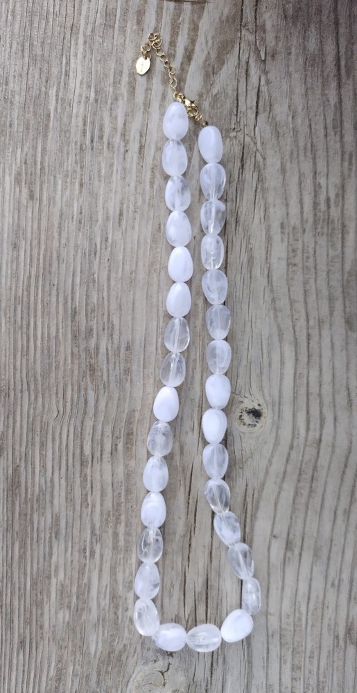 Vintage plastic necklace