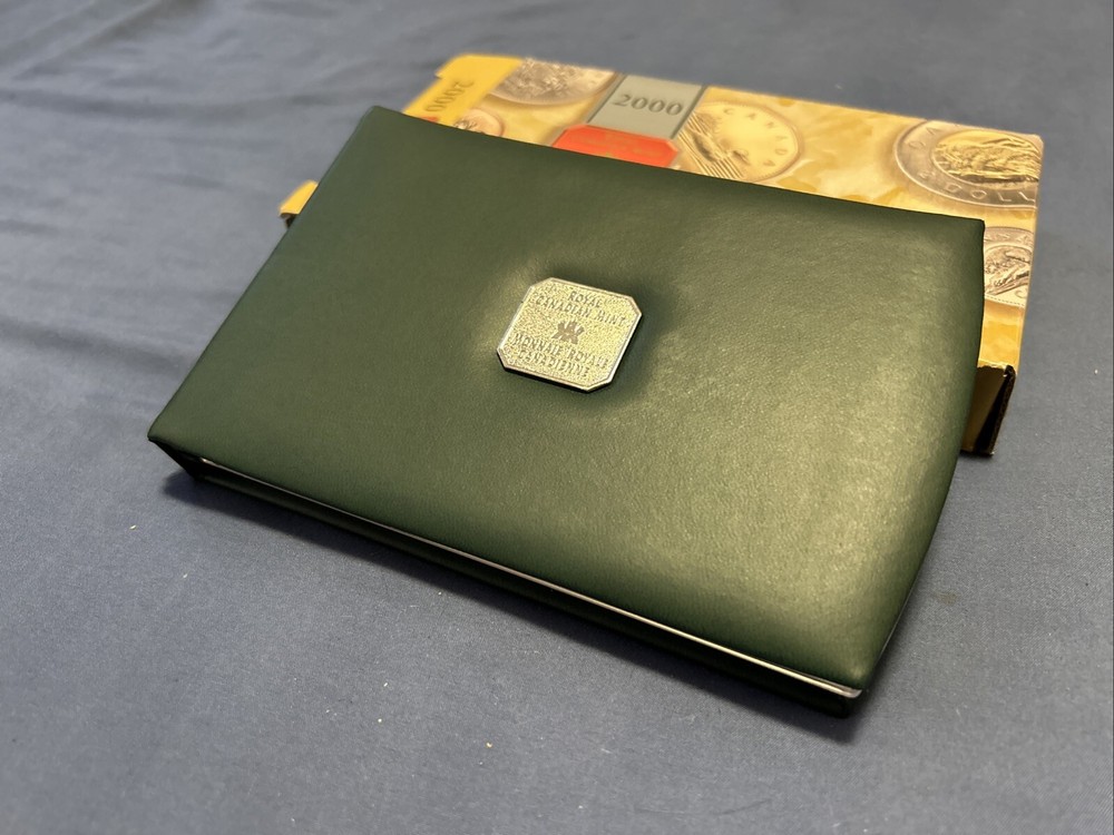 NobleSpirit ) 2000 Canada Specimen Set w/Box & Paper